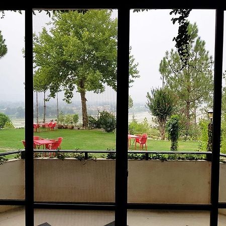 Rock City Resort Mingora Экстерьер фото